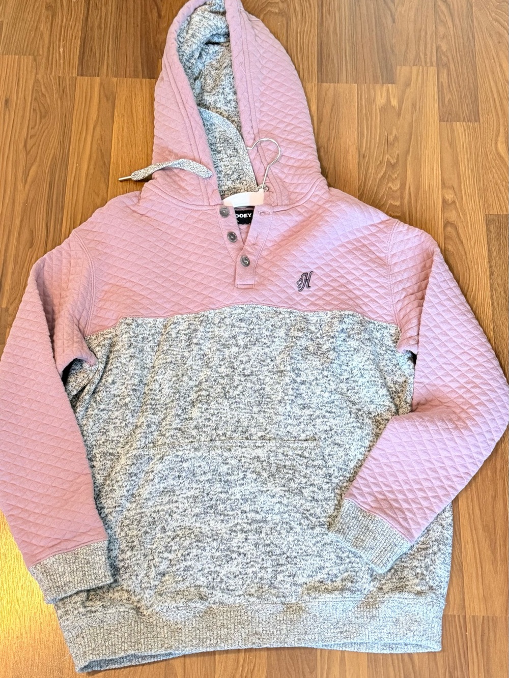 Hooey Quilted Crewneck Hooded Sweater in Pink and Gray